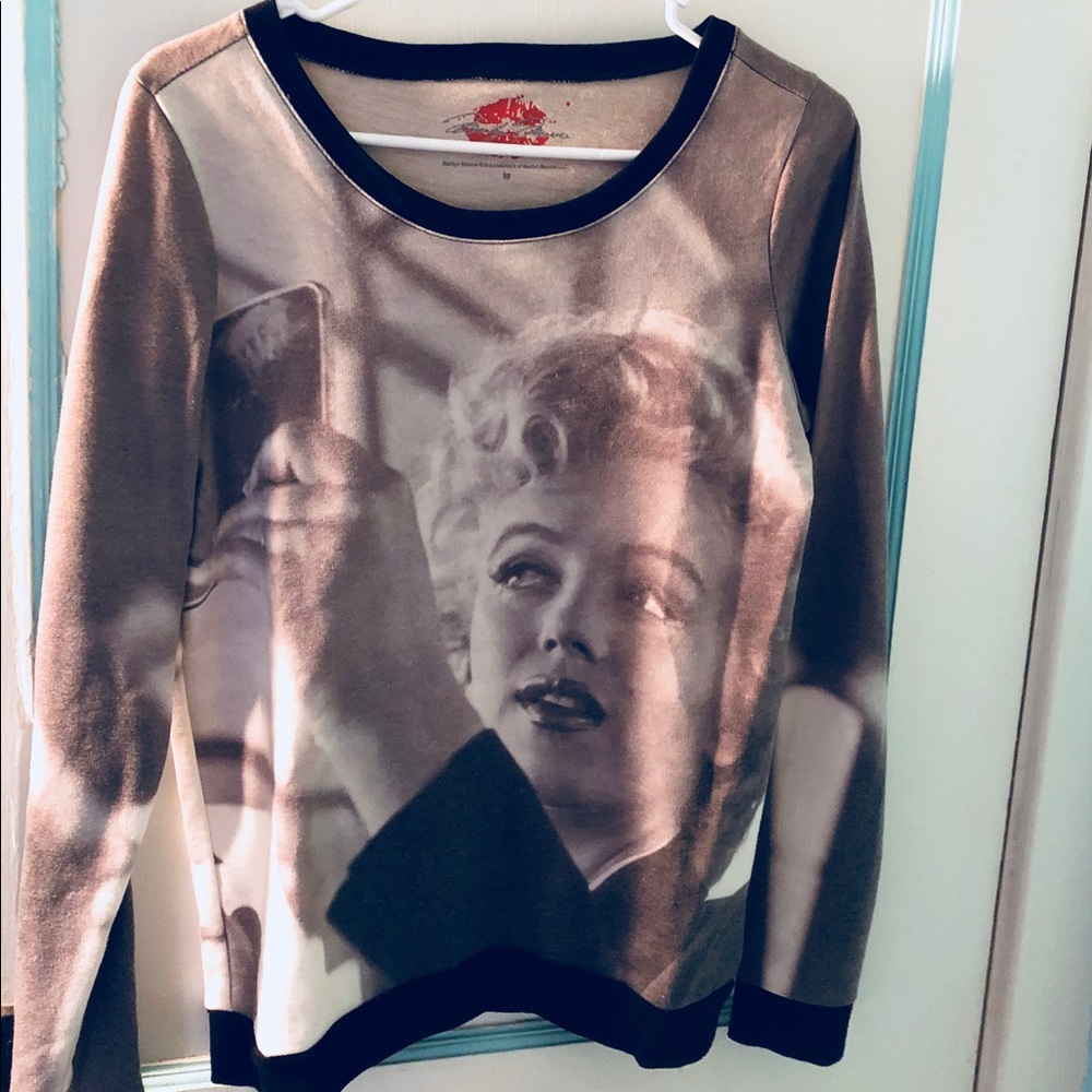 Marilyn Monroe long sleeve sweatshirt